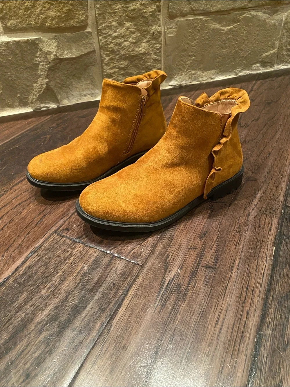 Coutgo Girls Size 4 Cognac Ruffle Ankle Boots